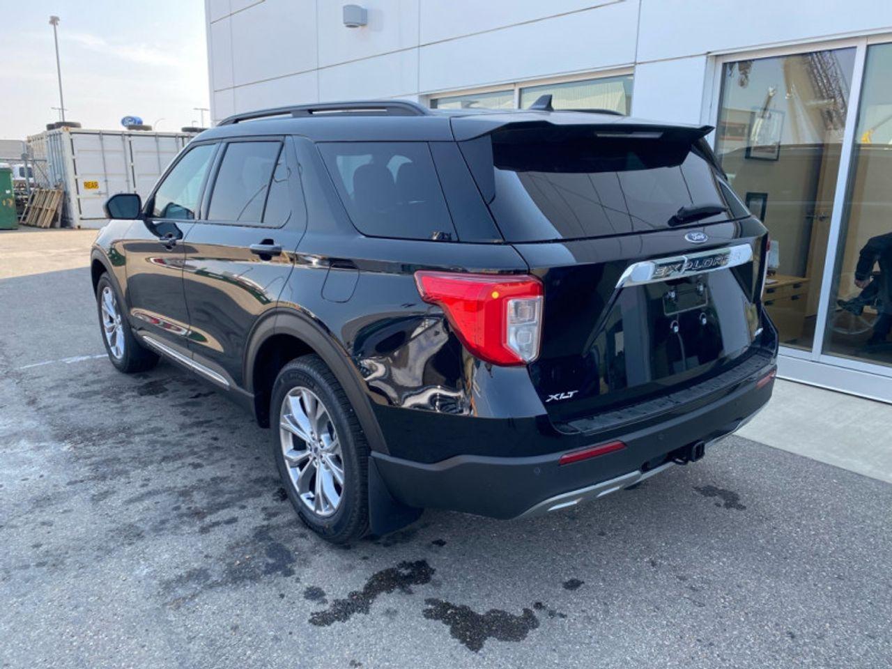 2021 Ford Explorer -3