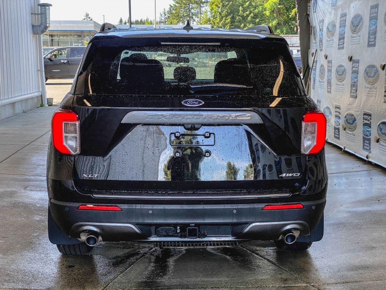 2021 Ford Explorer -4