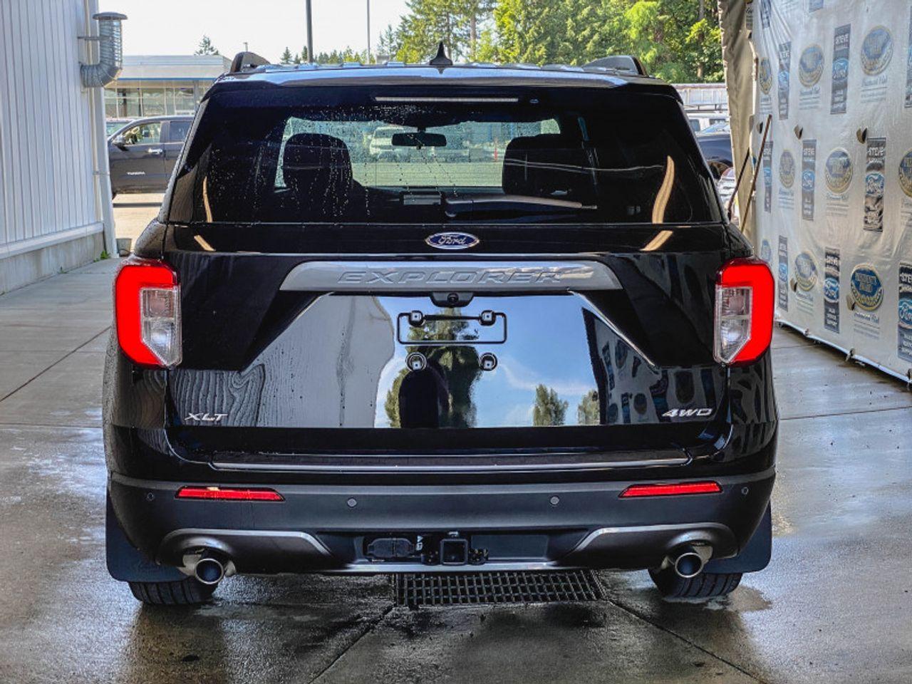 2021 Ford Explorer -4