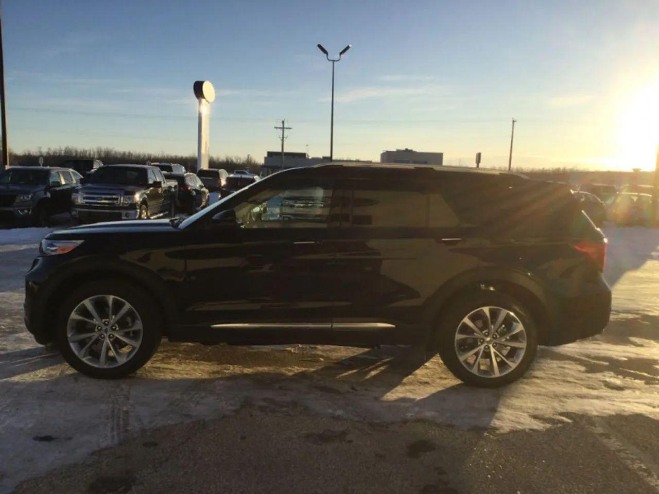 2021 Ford Explorer -4
