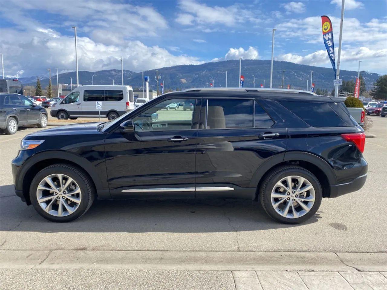 2021 Ford Explorer -3