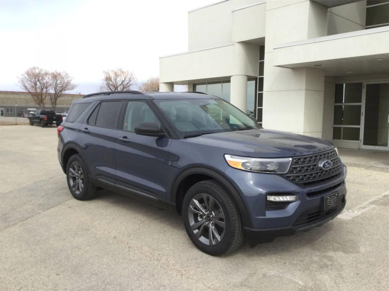 2021 Ford Explorer -3