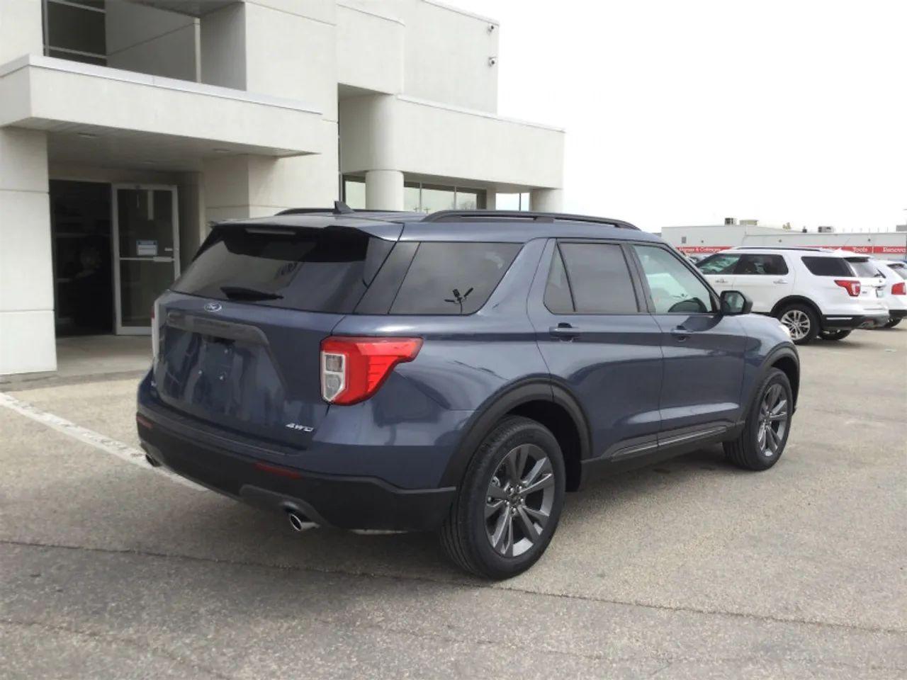 2021 Ford Explorer -4