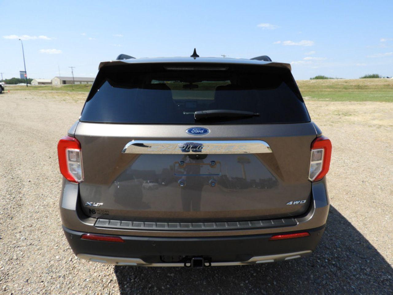2021 Ford Explorer -4