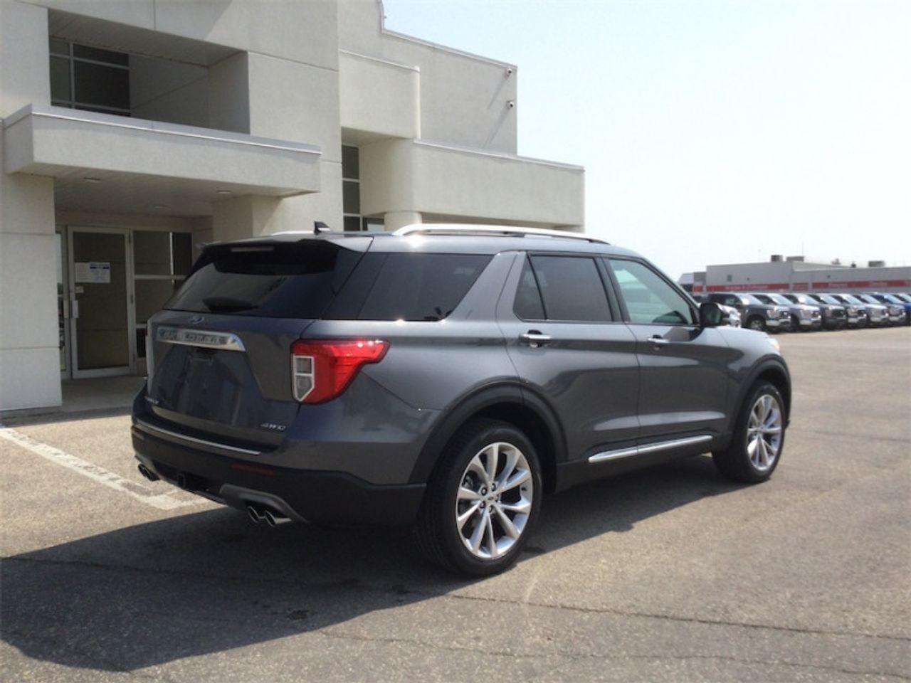 2021 Ford Explorer -4