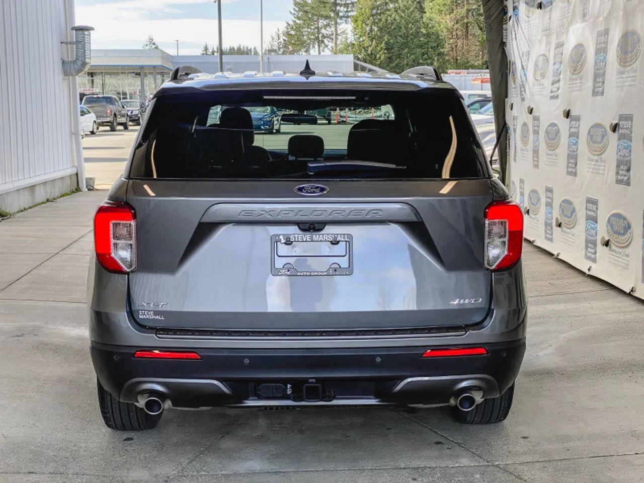2021 Ford Explorer -3