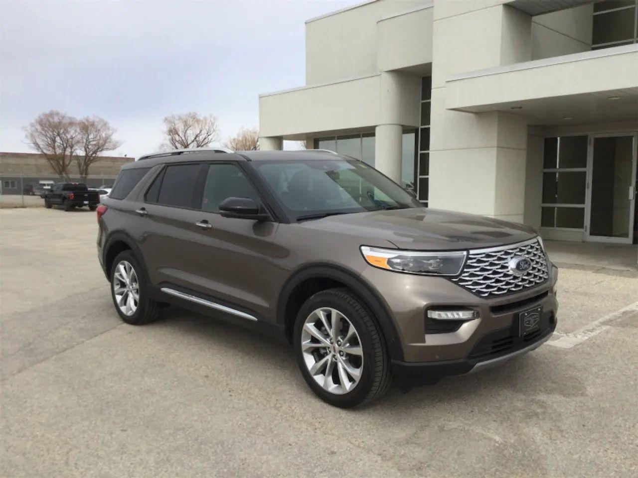 2021 Ford Explorer -3