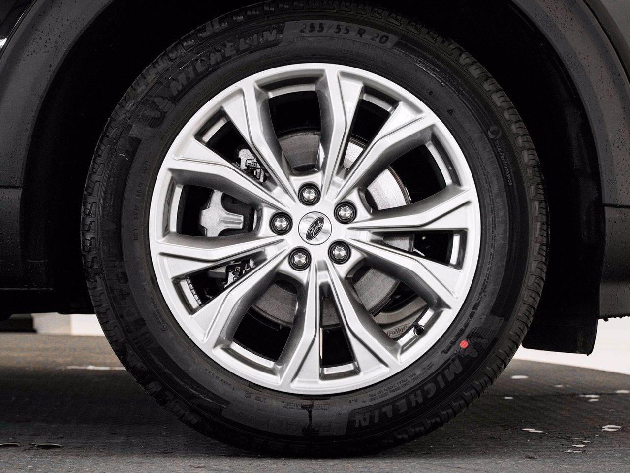 2021 Ford Explorer Limited-3