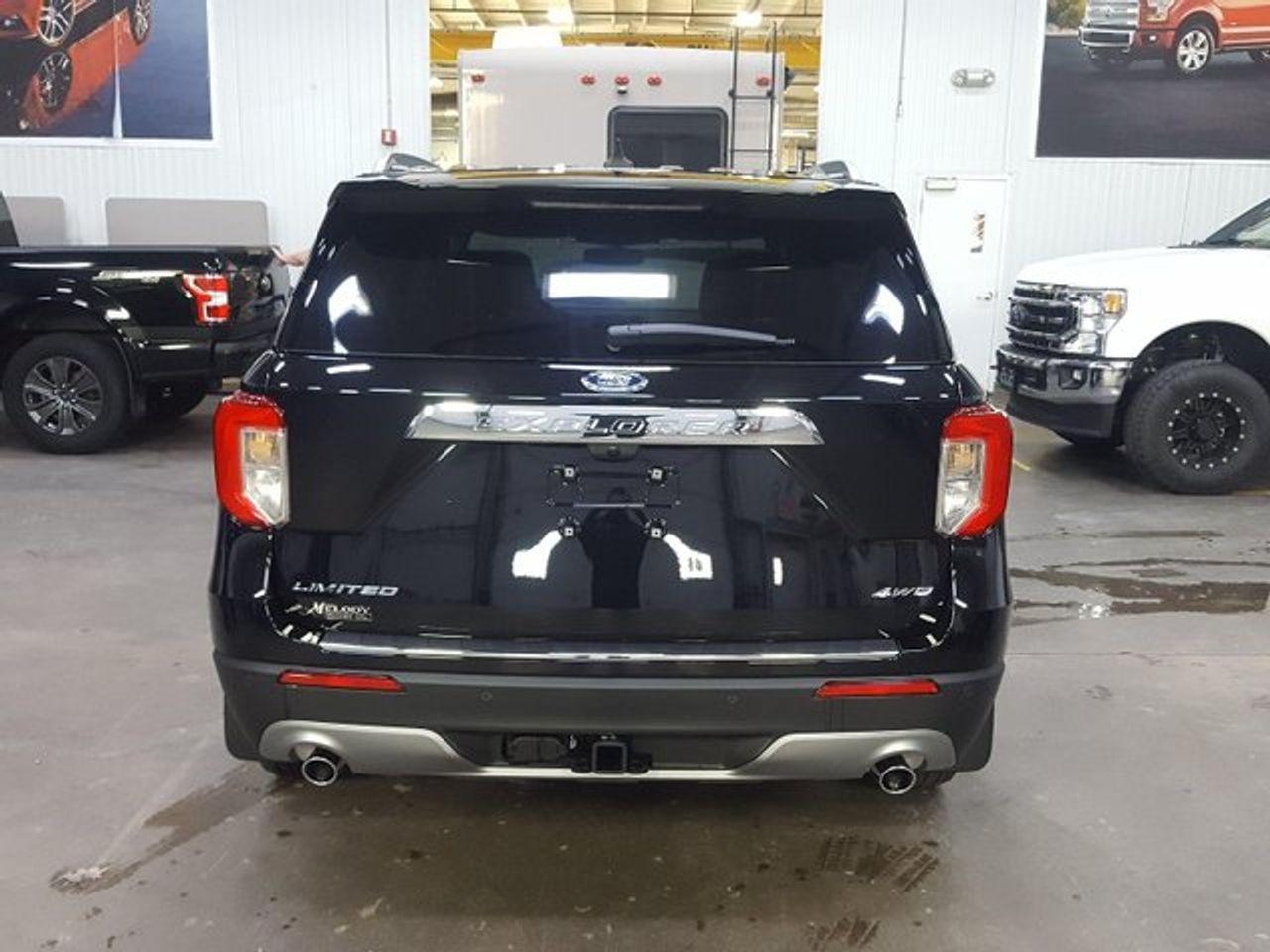 2021 Ford Explorer Limited-2