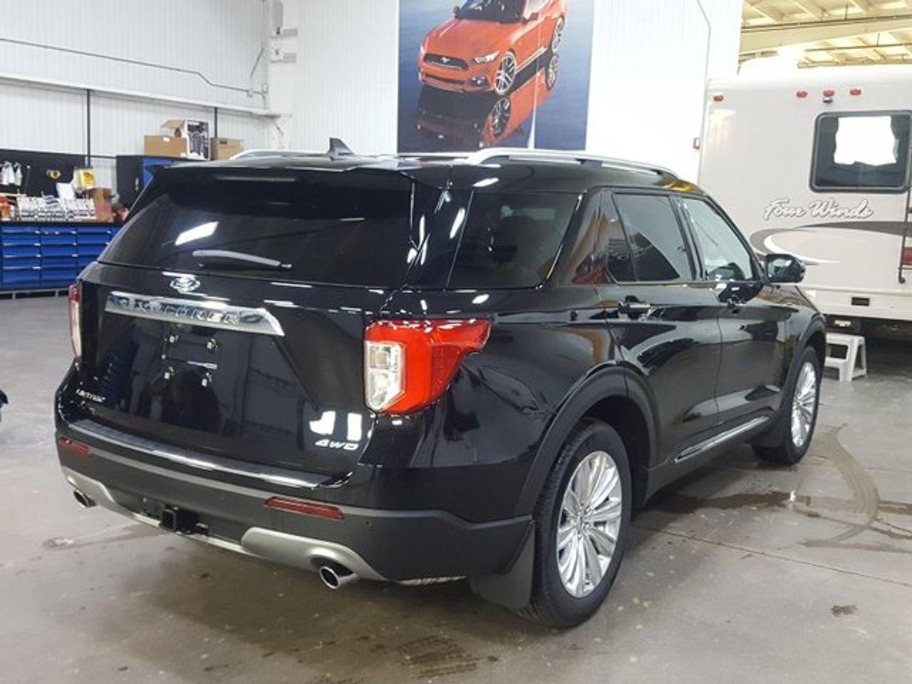 2021 Ford Explorer Limited-3