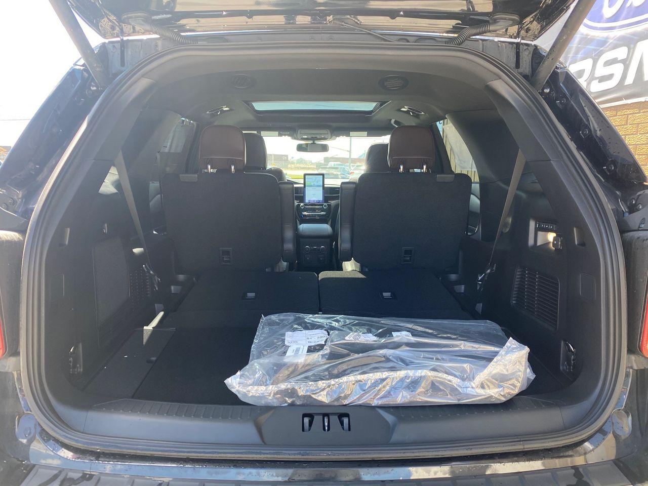 2021 Ford Explorer Platinum-4