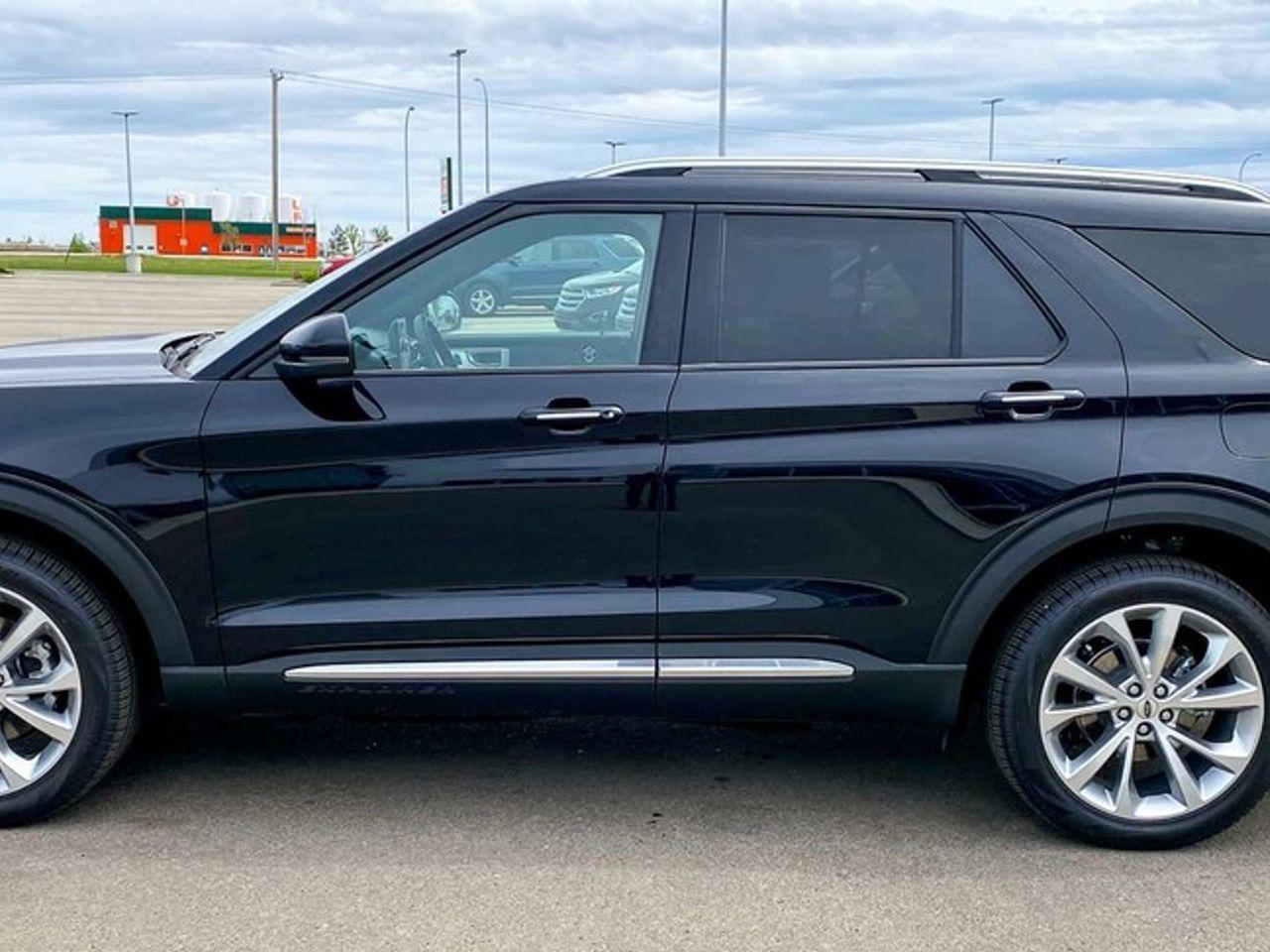 2021 Ford Explorer Platinum-4
