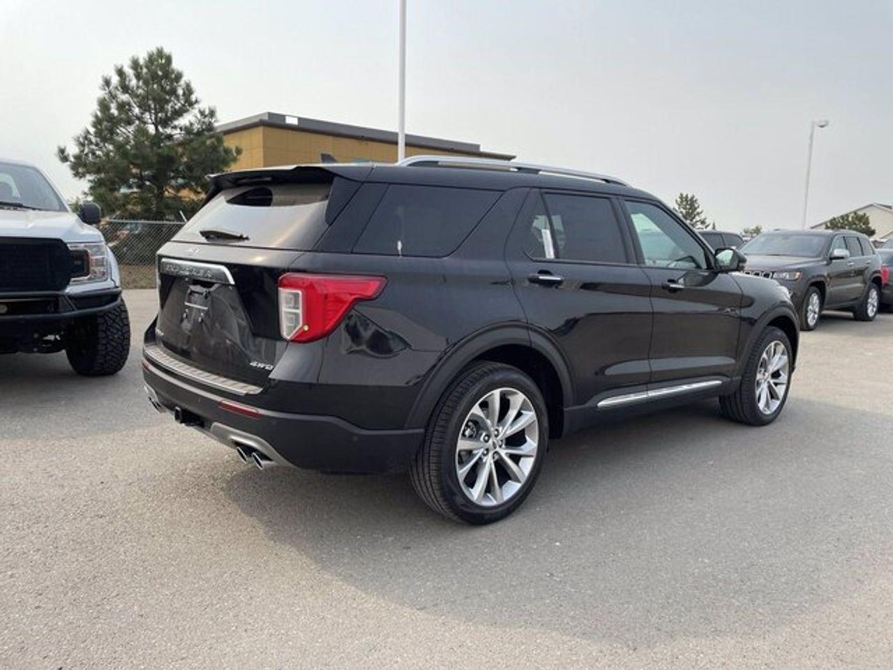 2021 Ford Explorer Platinum-3
