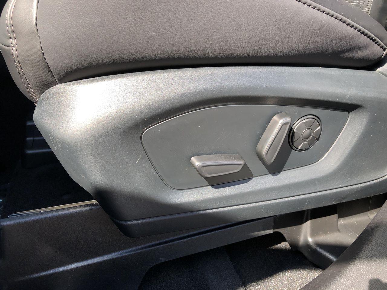 2021 Ford Explorer Platinum-3