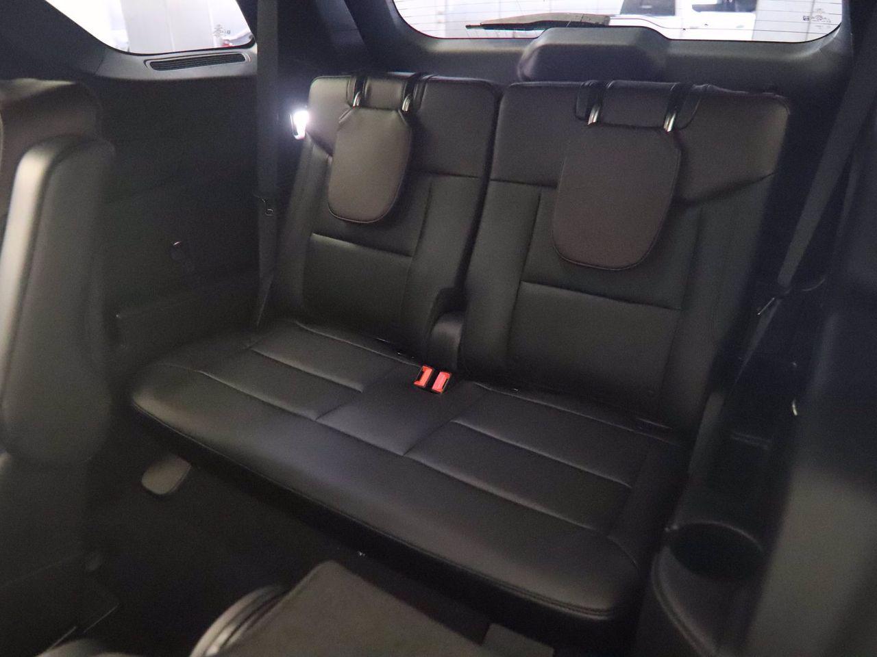 2021 Ford Explorer Platinum-3