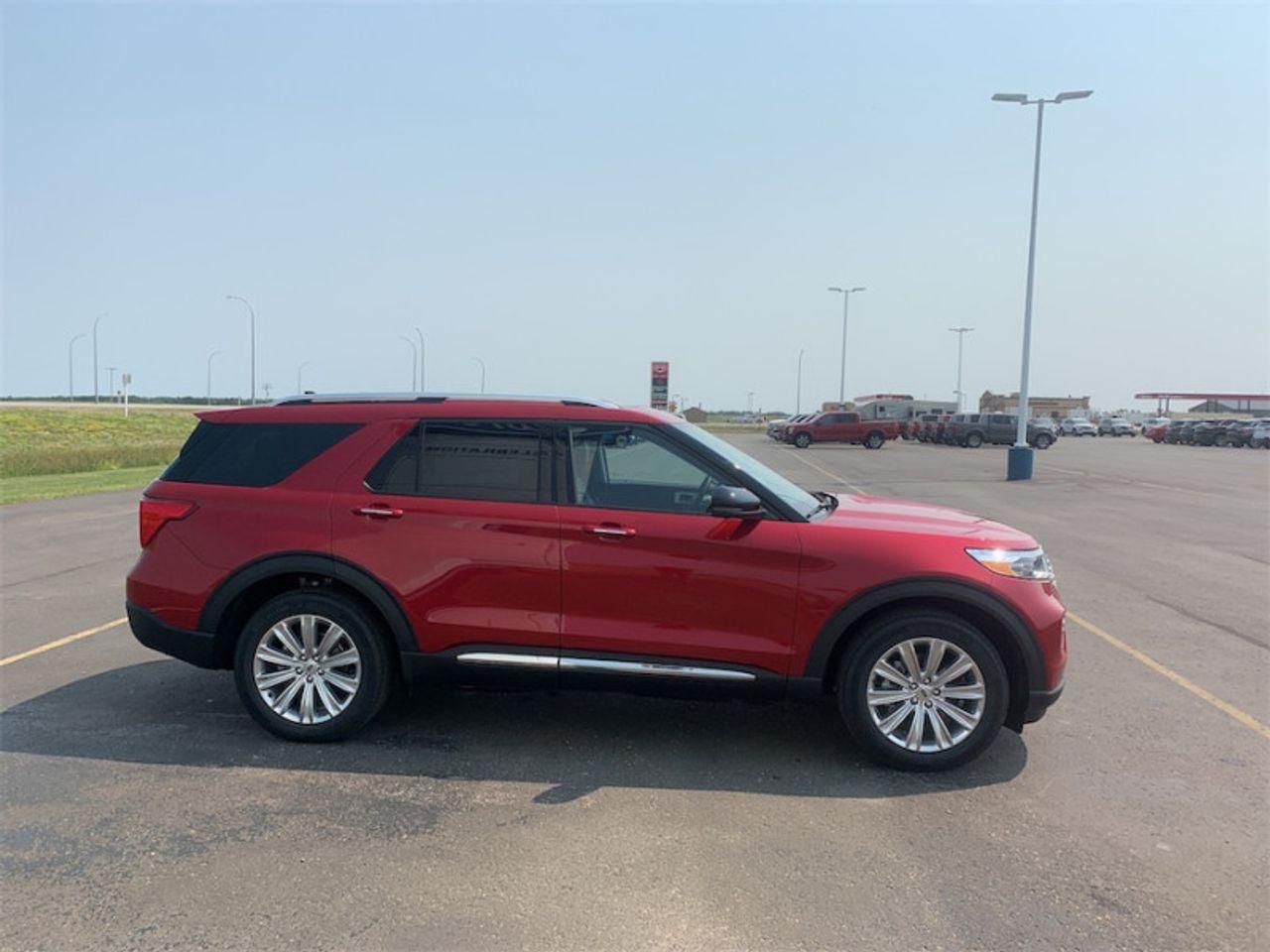 2021 Ford Explorer -3