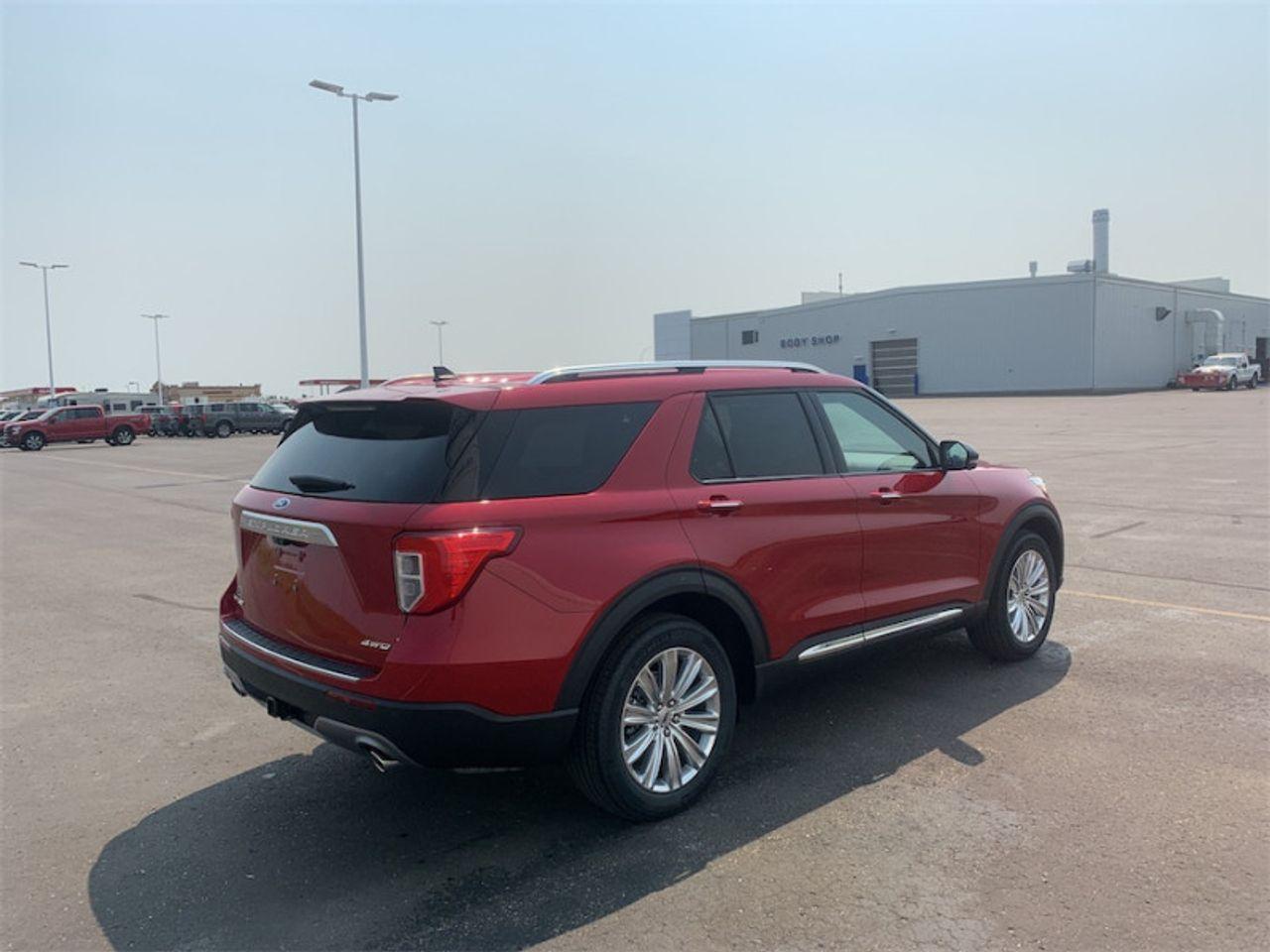 2021 Ford Explorer -4