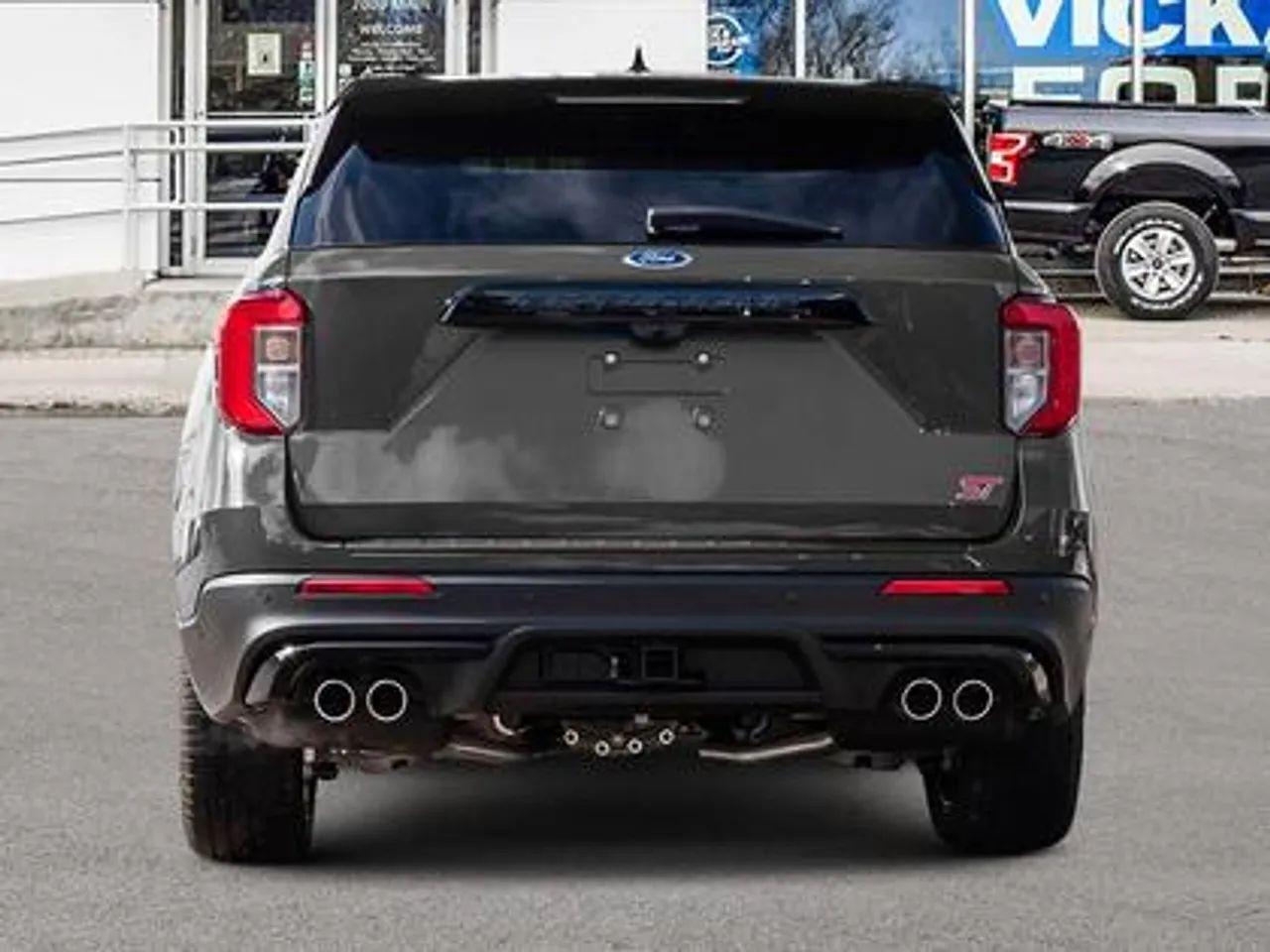 2021 Ford Explorer ST-4