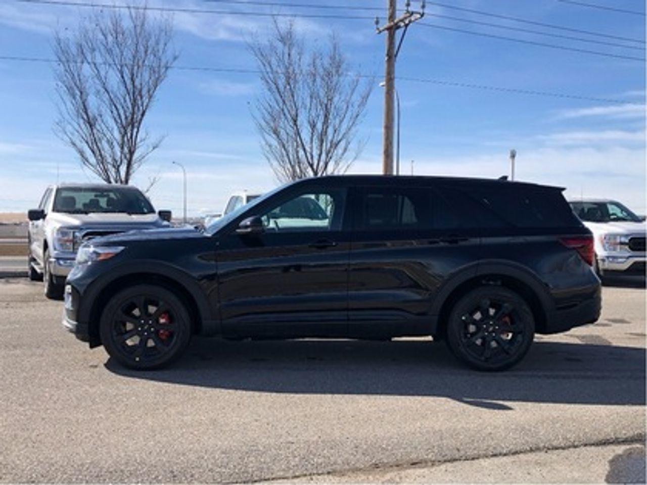 2021 Ford Explorer ST-2