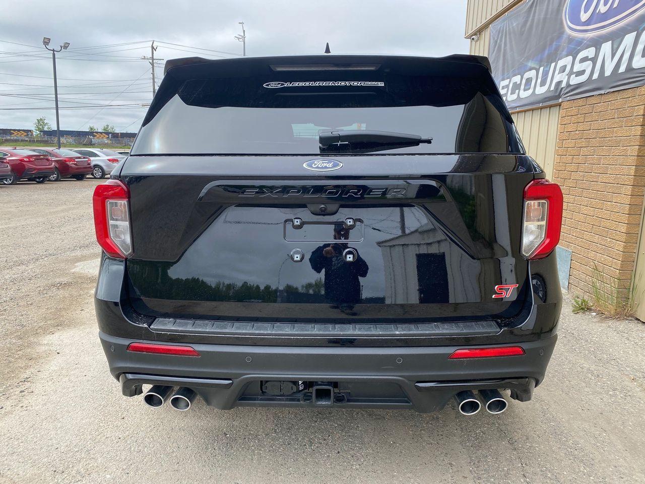 2021 Ford Explorer ST-3