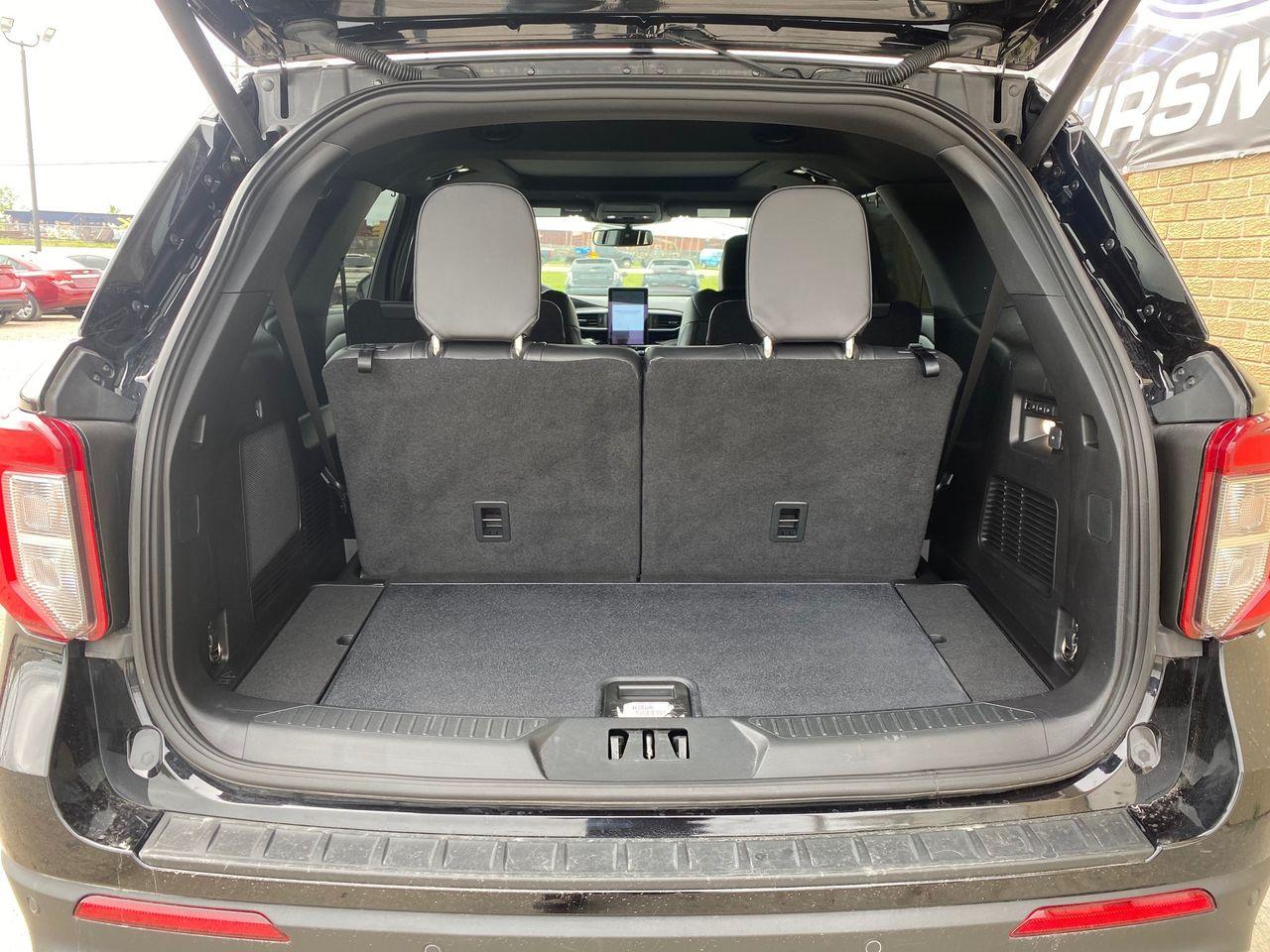 2021 Ford Explorer ST-4