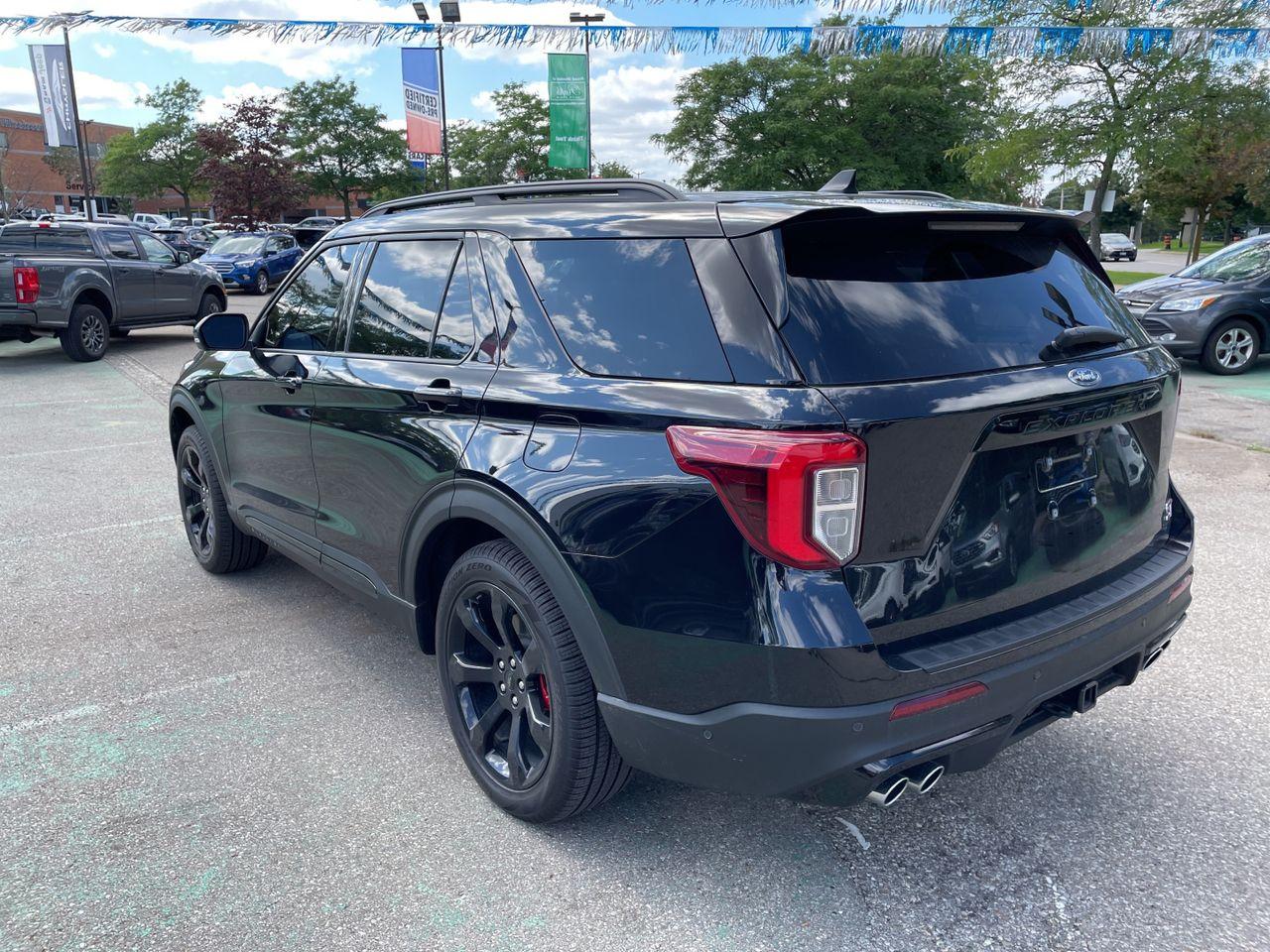 2021 Ford Explorer ST-2