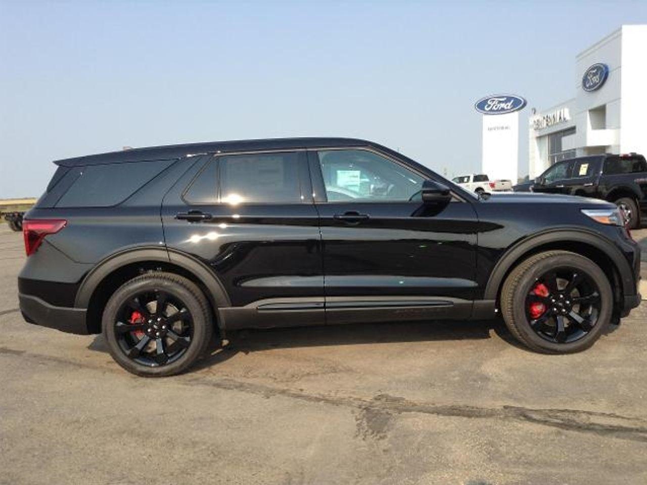 2021 Ford Explorer ST-3