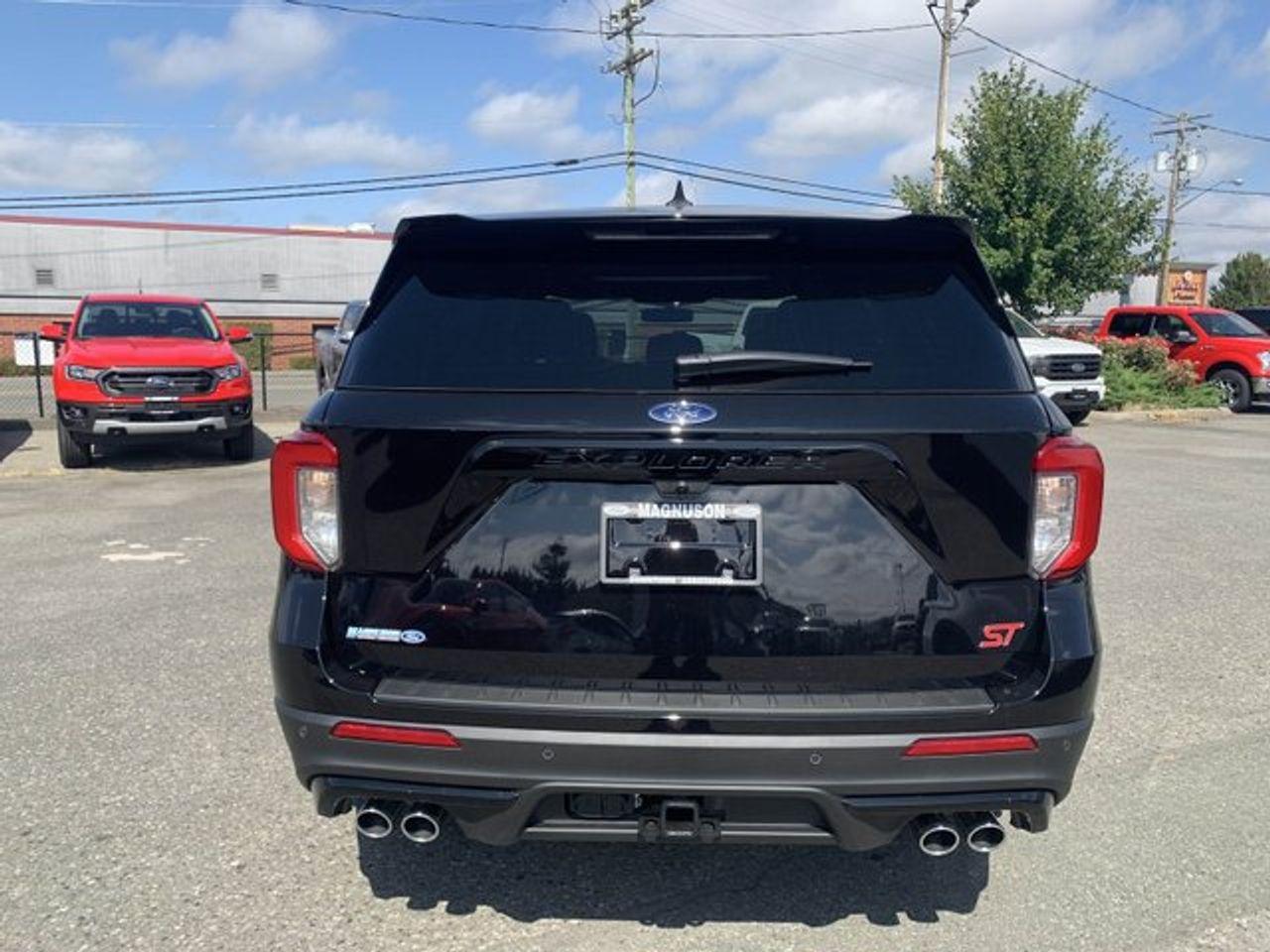 2021 Ford Explorer ST-4