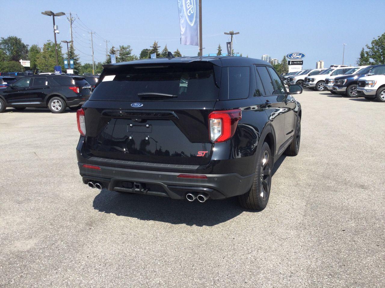 2021 Ford Explorer ST-0