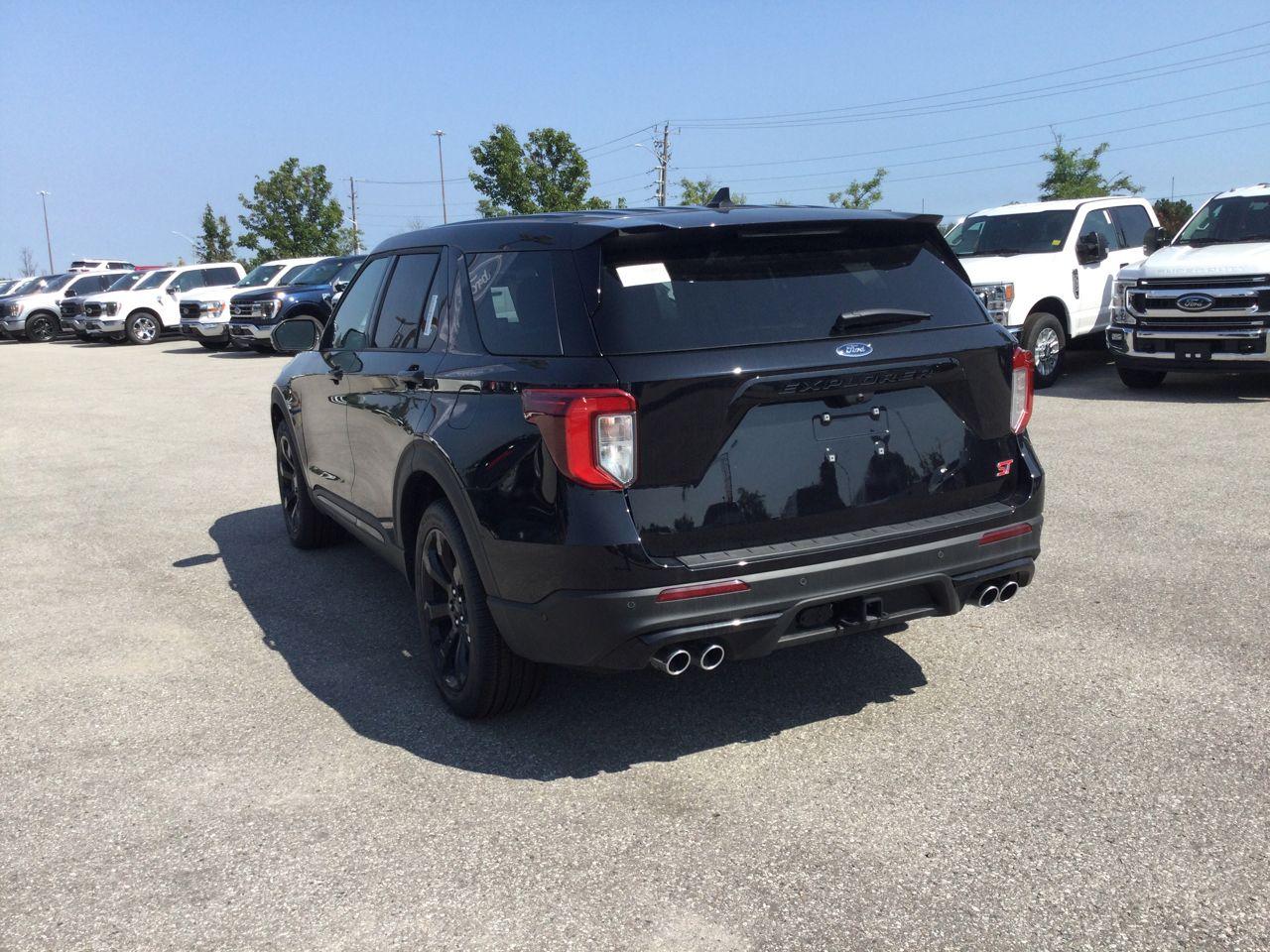 2021 Ford Explorer ST-2