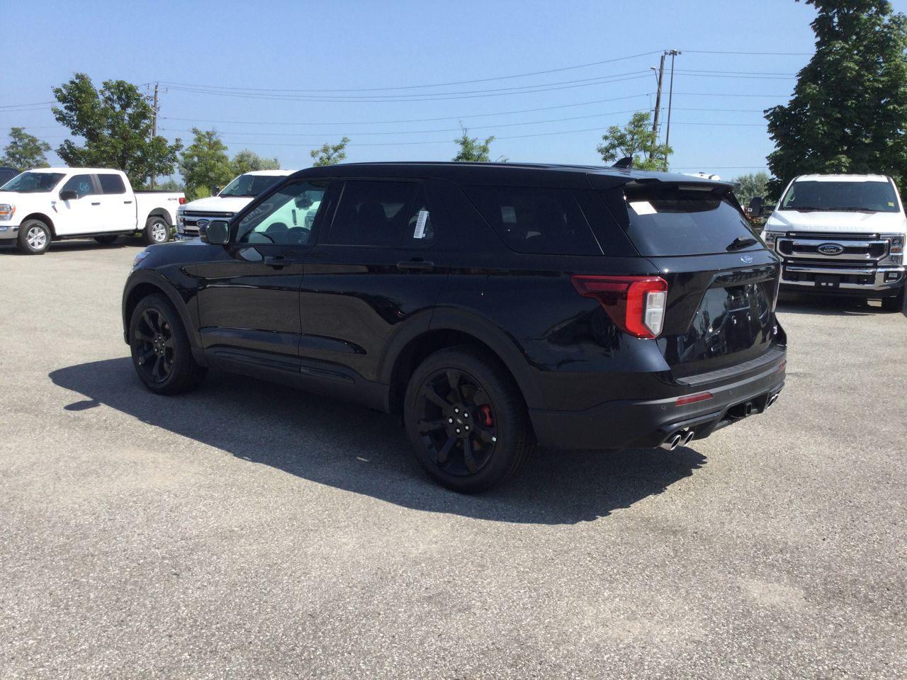 2021 Ford Explorer ST-3