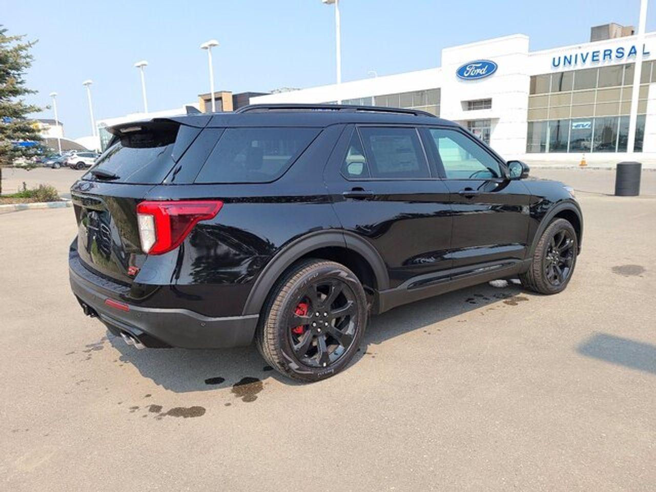 2021 Ford Explorer ST-3