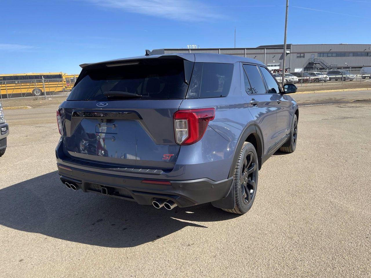 2021 Ford Explorer ST-4