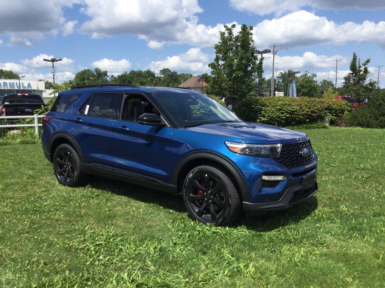 2021 Ford Explorer ST-0