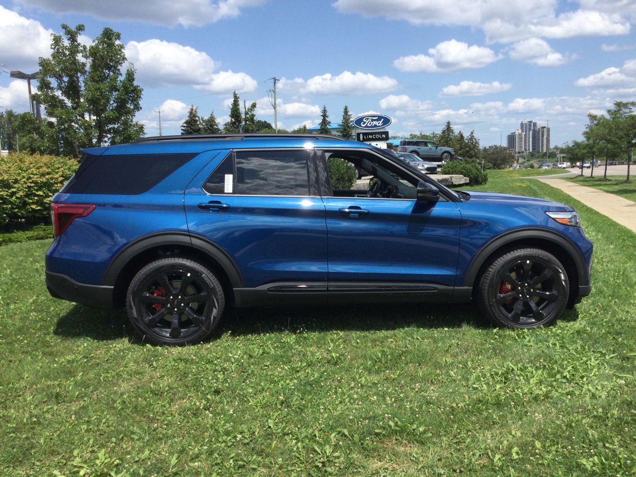 2021 Ford Explorer ST-2