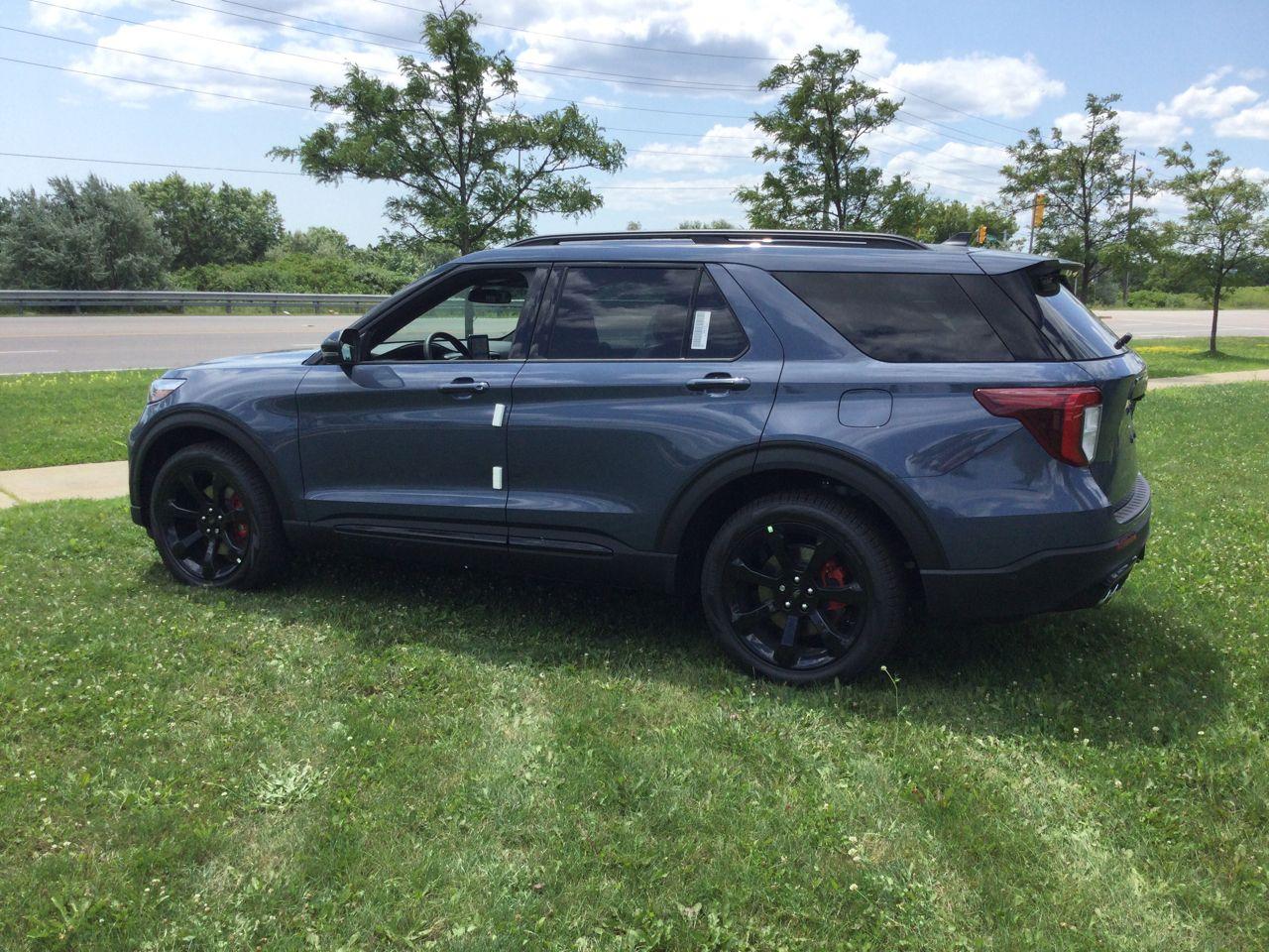 2021 Ford Explorer ST-4