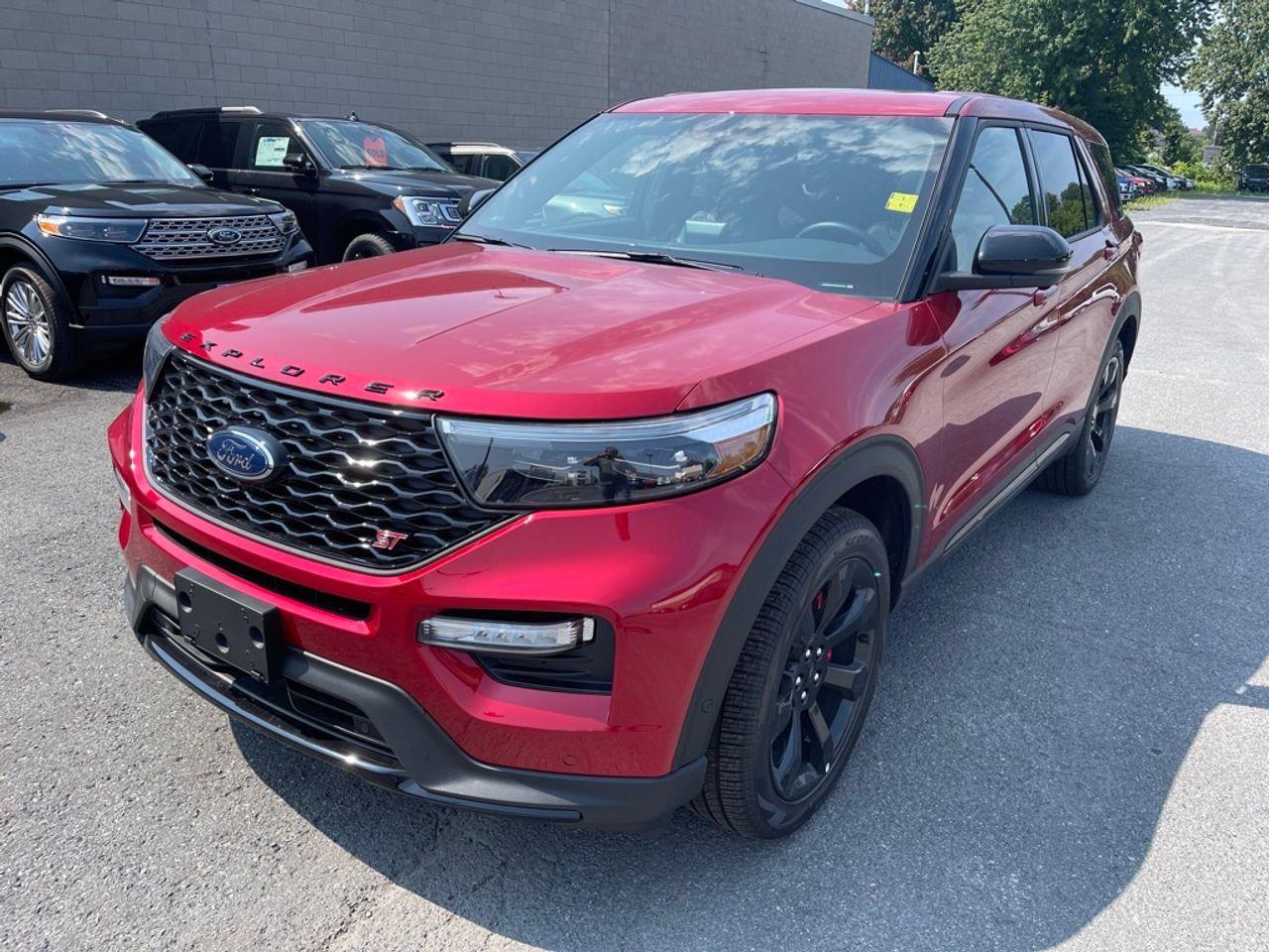 2021 Ford Explorer ST-0