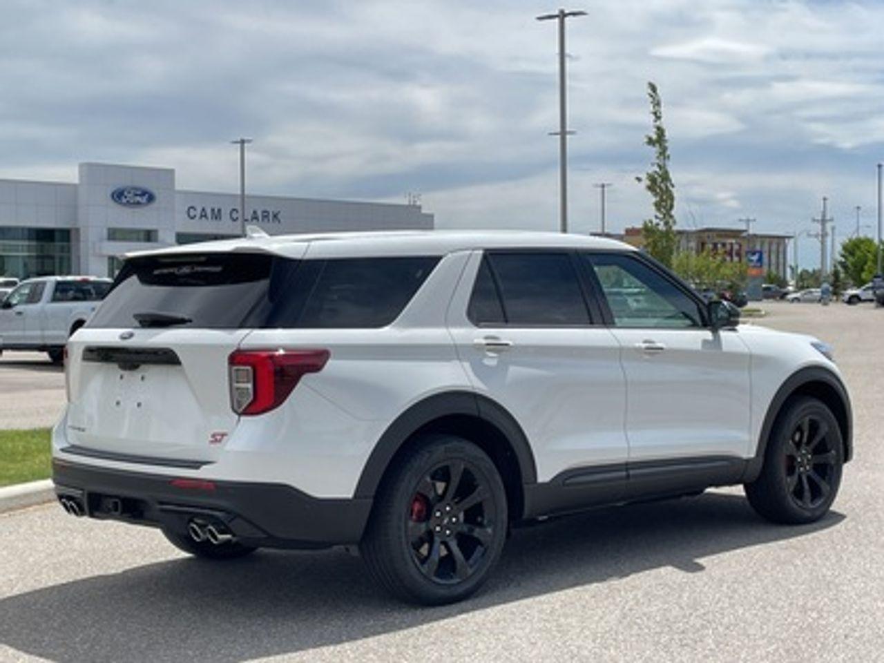 2021 Ford Explorer ST-3