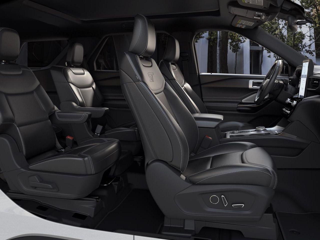 2021 Ford Explorer ST-4