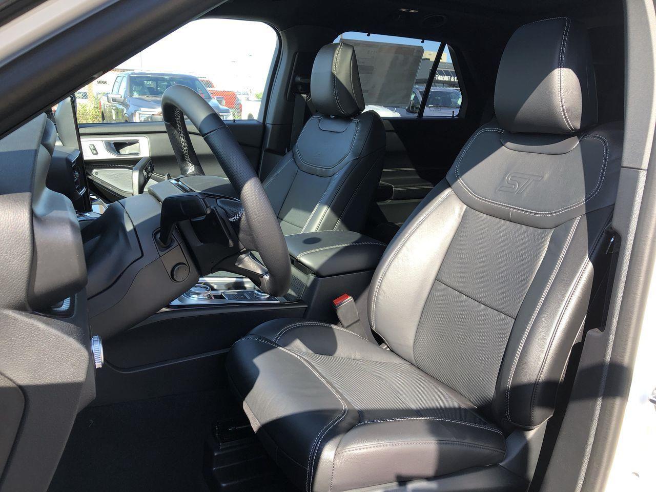 2021 Ford Explorer ST-4