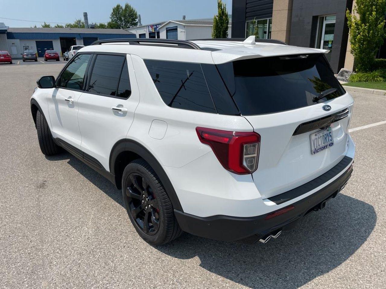 2021 Ford Explorer ST-1