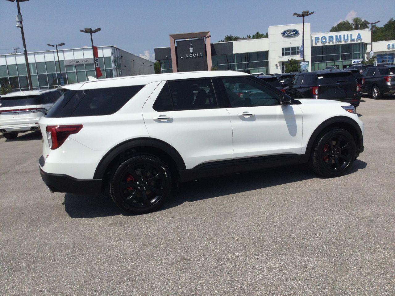 2021 Ford Explorer ST-3