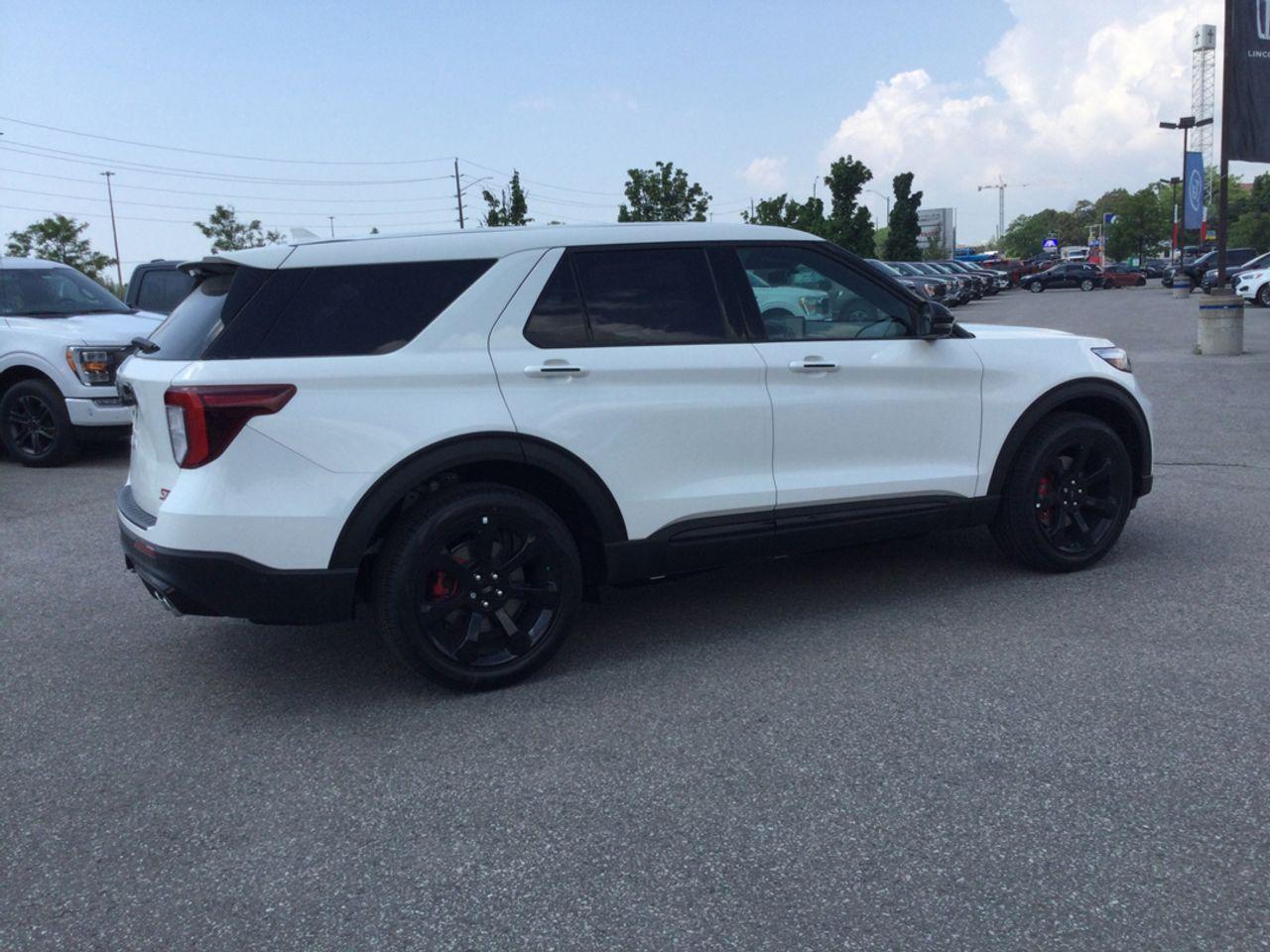 2021 Ford Explorer ST-3