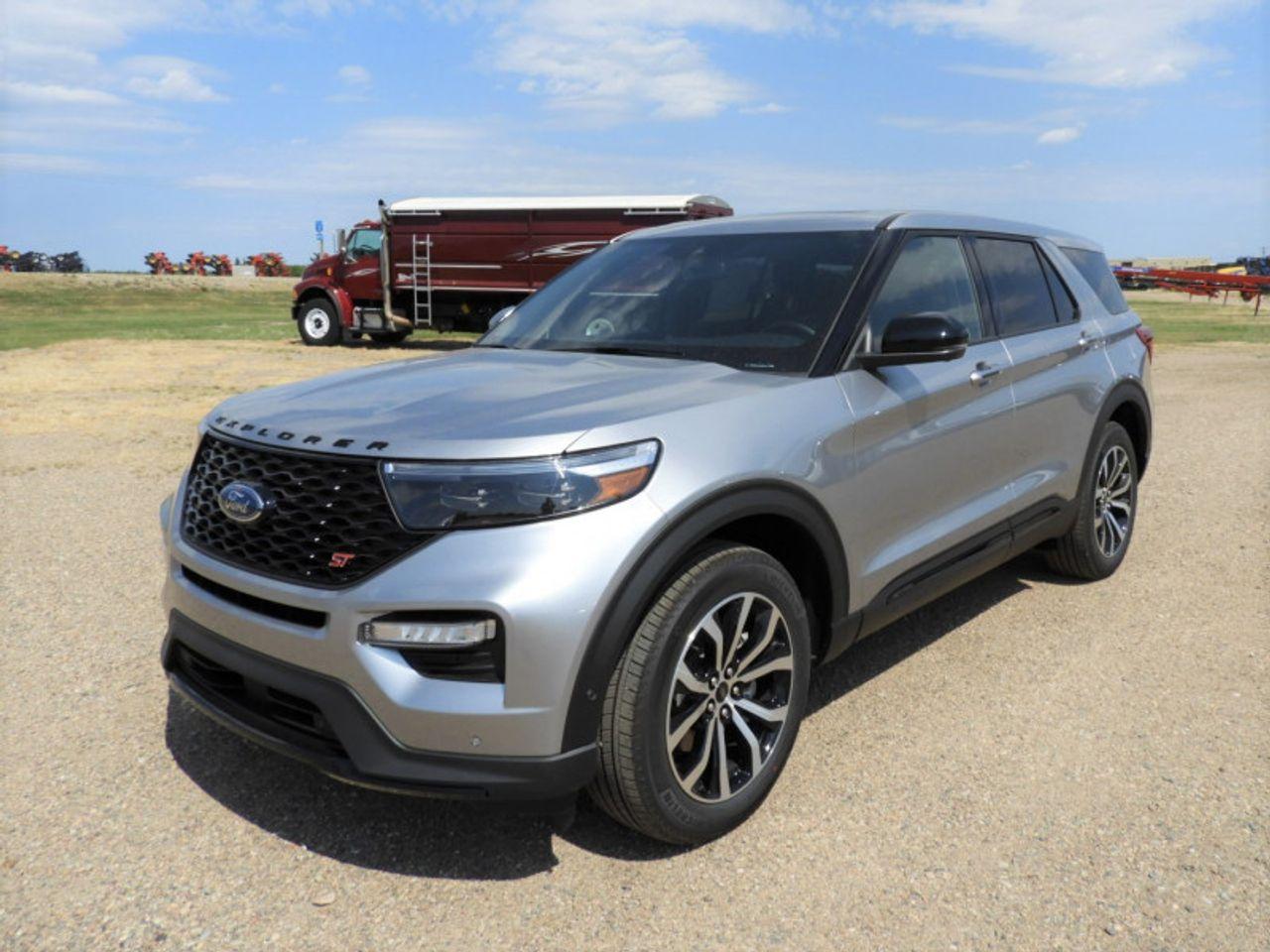 2021 Ford Explorer -1