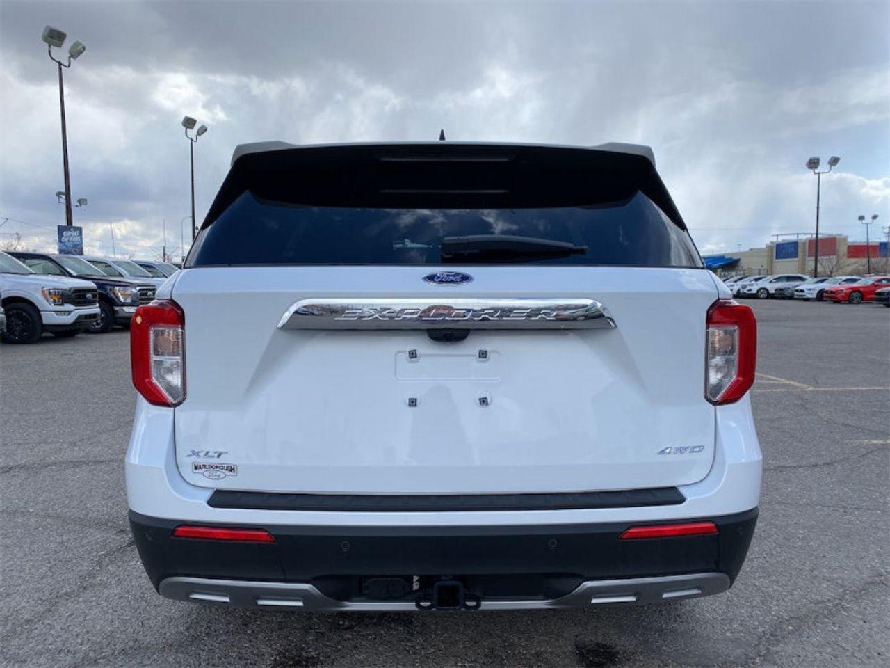 2021 Ford Explorer -3