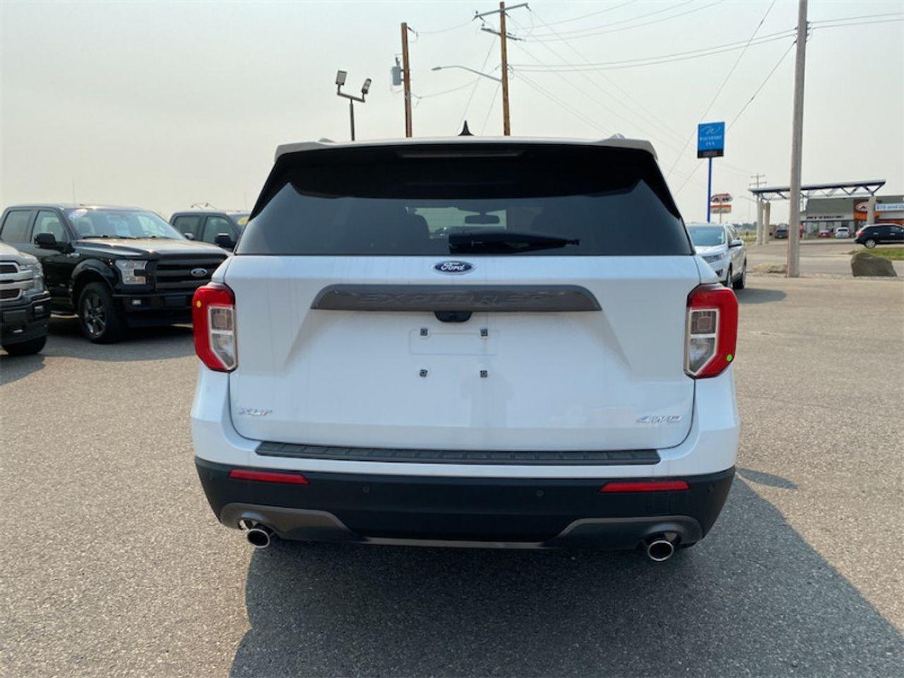2021 Ford Explorer -3