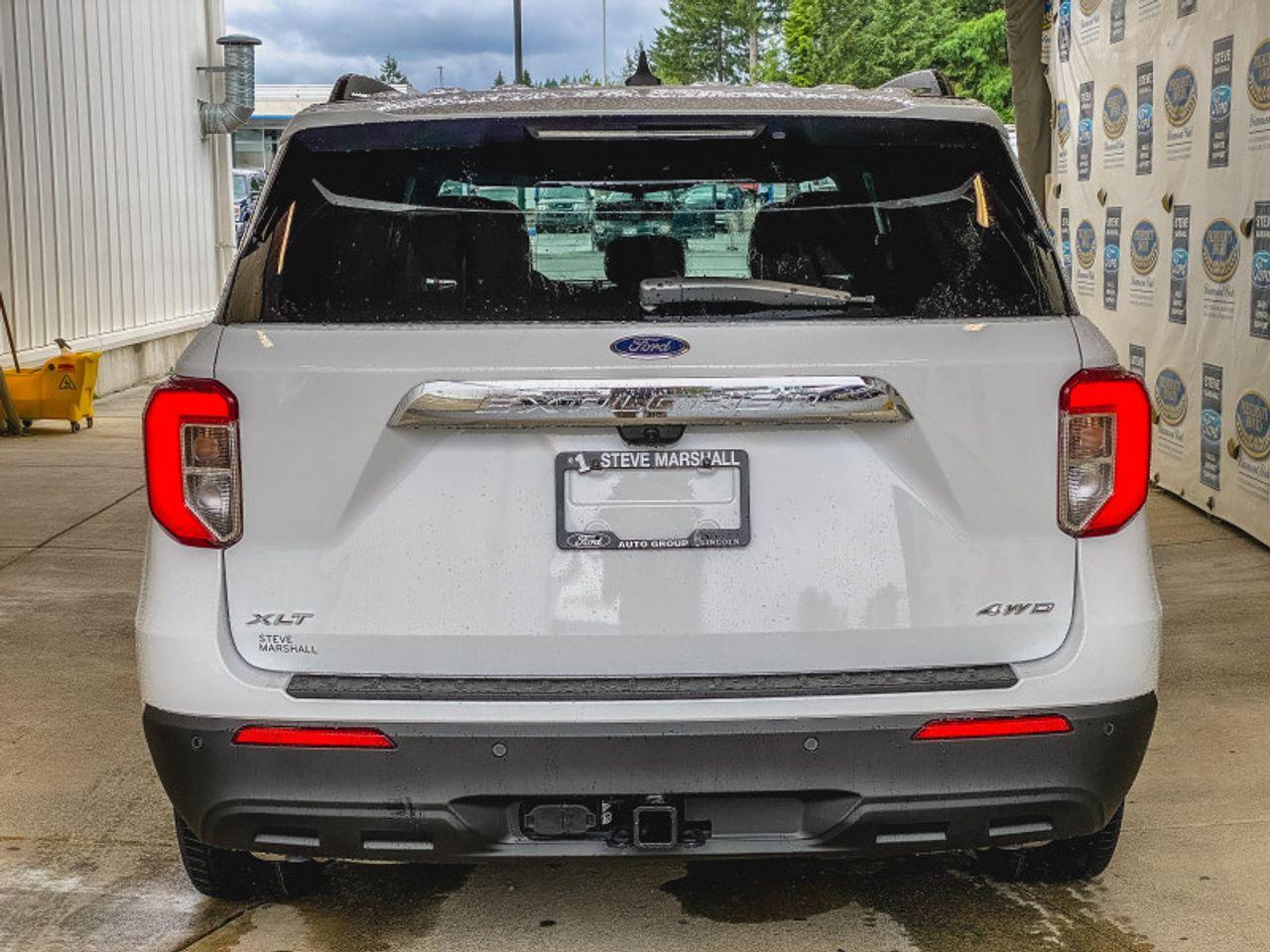 2021 Ford Explorer -4