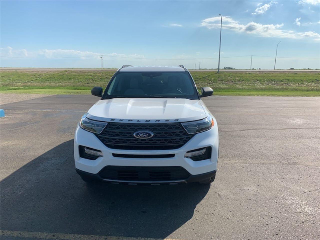 2021 Ford Explorer -1