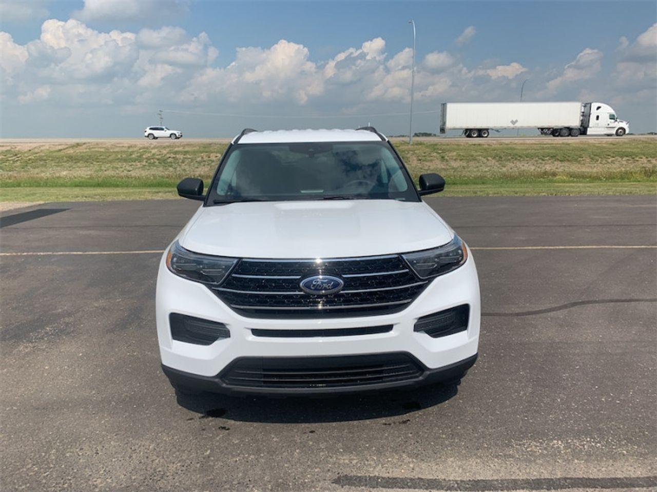 2021 Ford Explorer -1