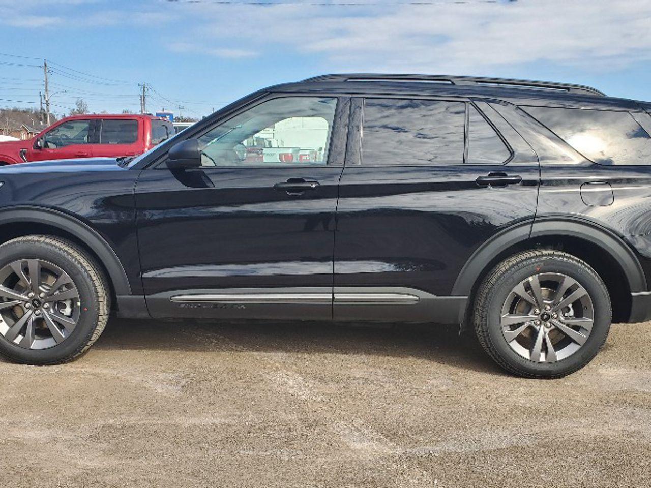 2021 Ford Explorer XLT-1